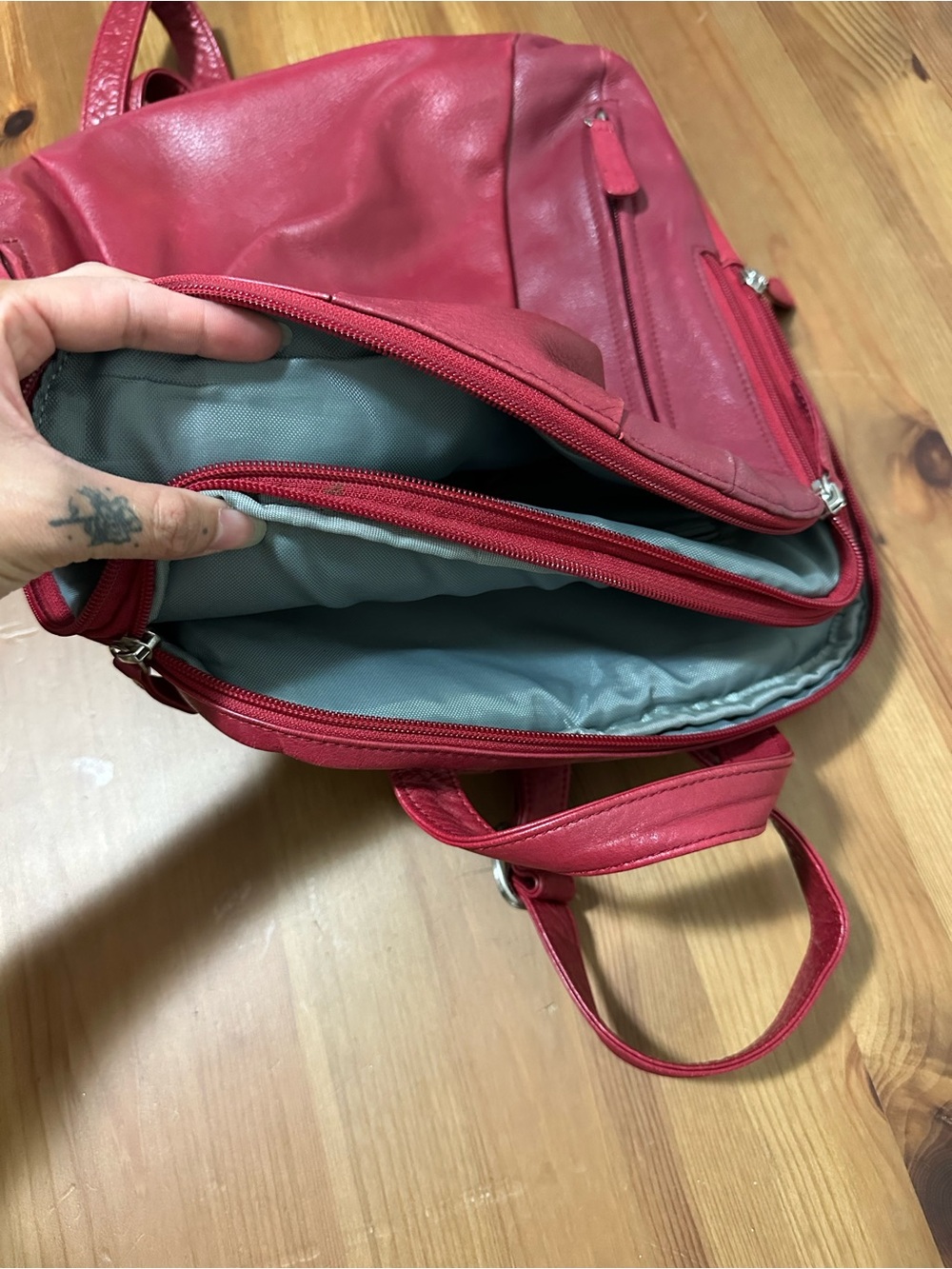 Red Leather Backpack - Picture 4 of 8